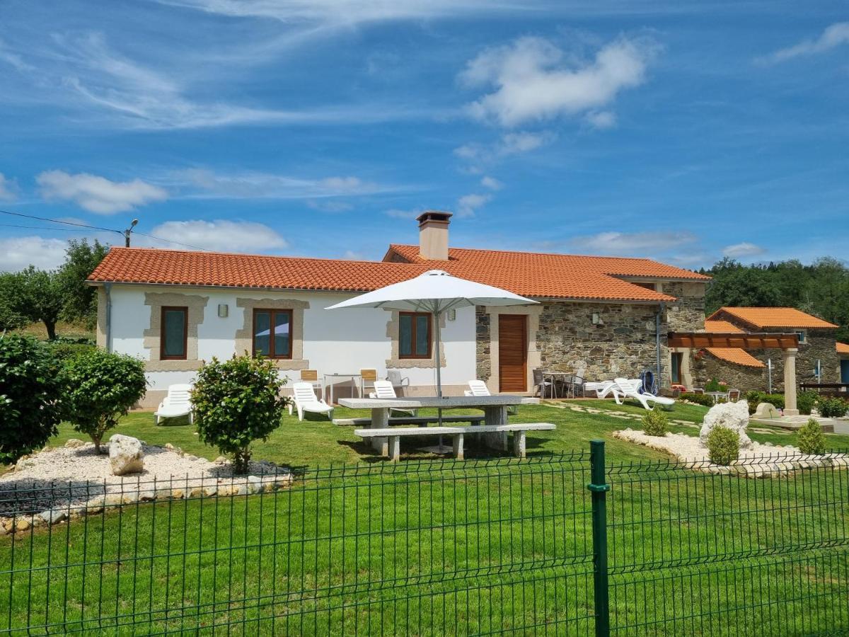 Pensión Ribadiso Arzua Bagian luar foto