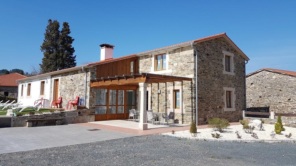 Pensión Ribadiso Arzua Bagian luar foto