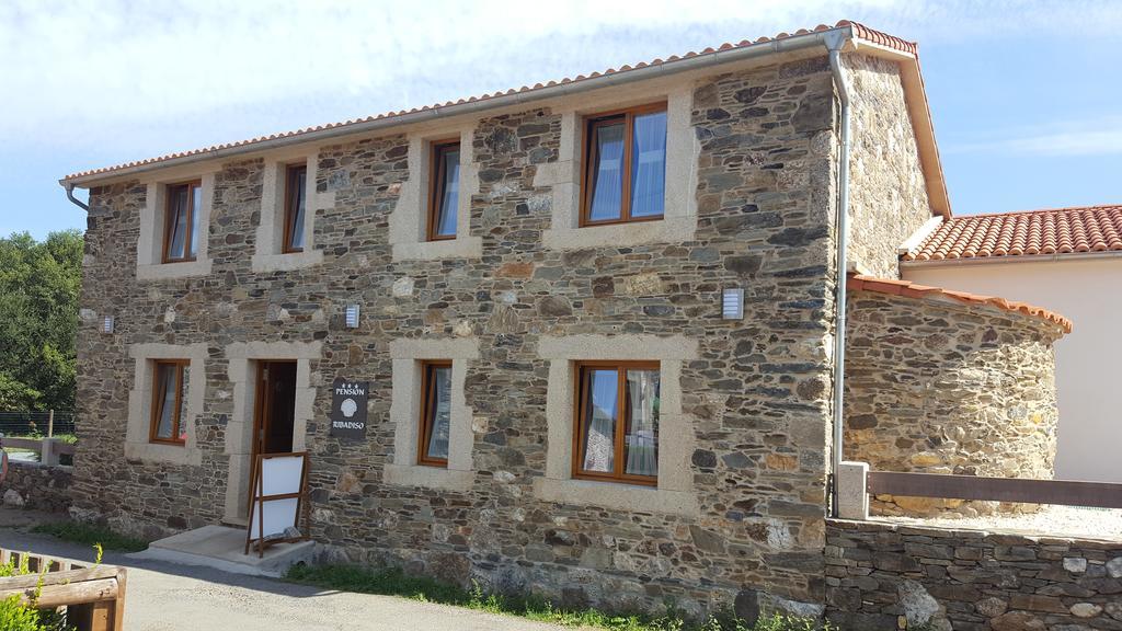 Pensión Ribadiso Arzua Bagian luar foto